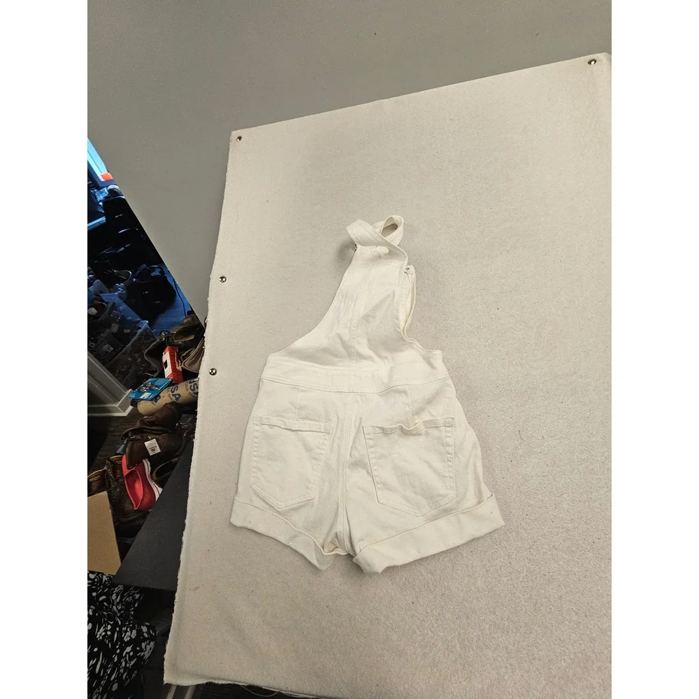 Hollister White High‎ Rise Vintage Short Overalls Size S 3 Inch Inseam Stretch